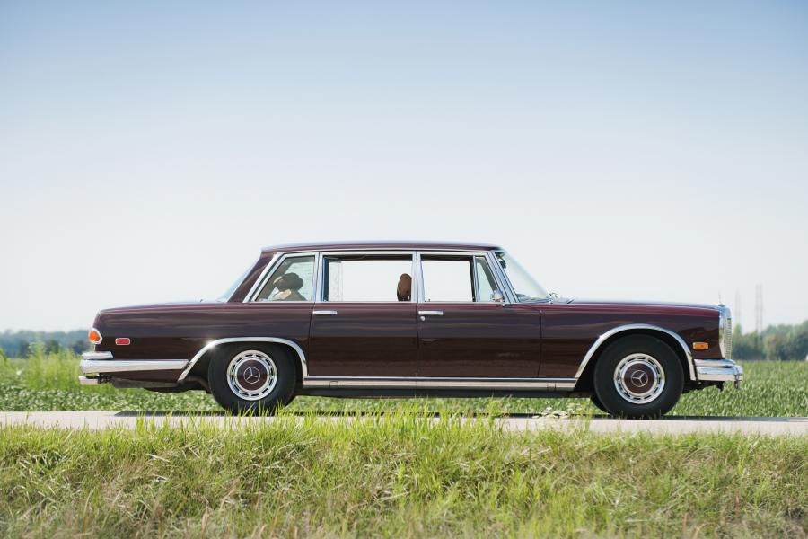  Mercedes-Benz 600 SWB Sedan 1970 года  (фото 15 из 18)